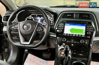 Седан Nissan Maxima 2017 в 