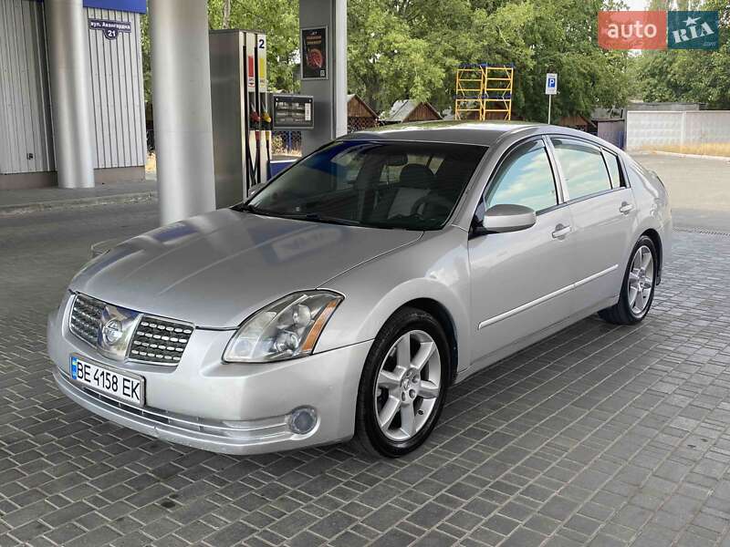 Nissan Maxima 2004