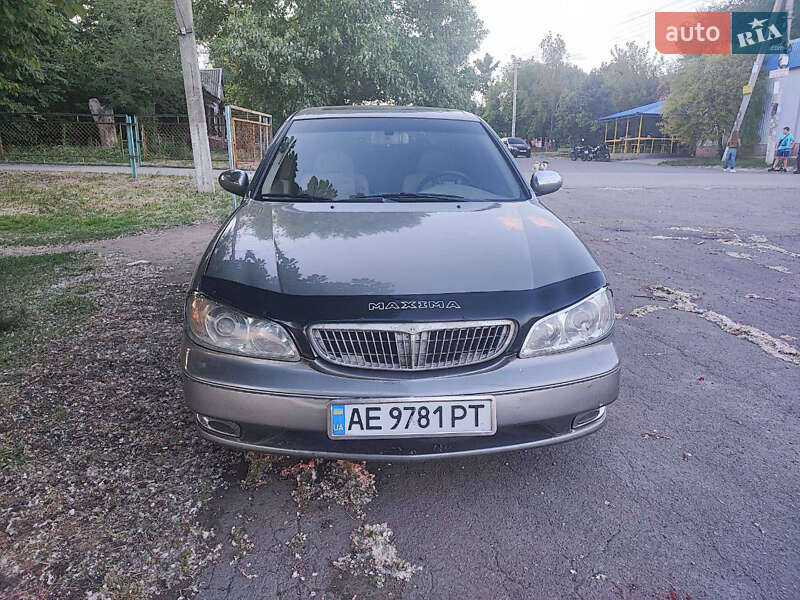 Nissan Maxima 2002