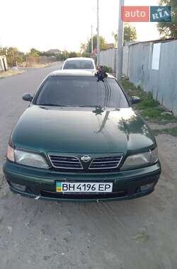 Седан Nissan Maxima 1998 в Одессе