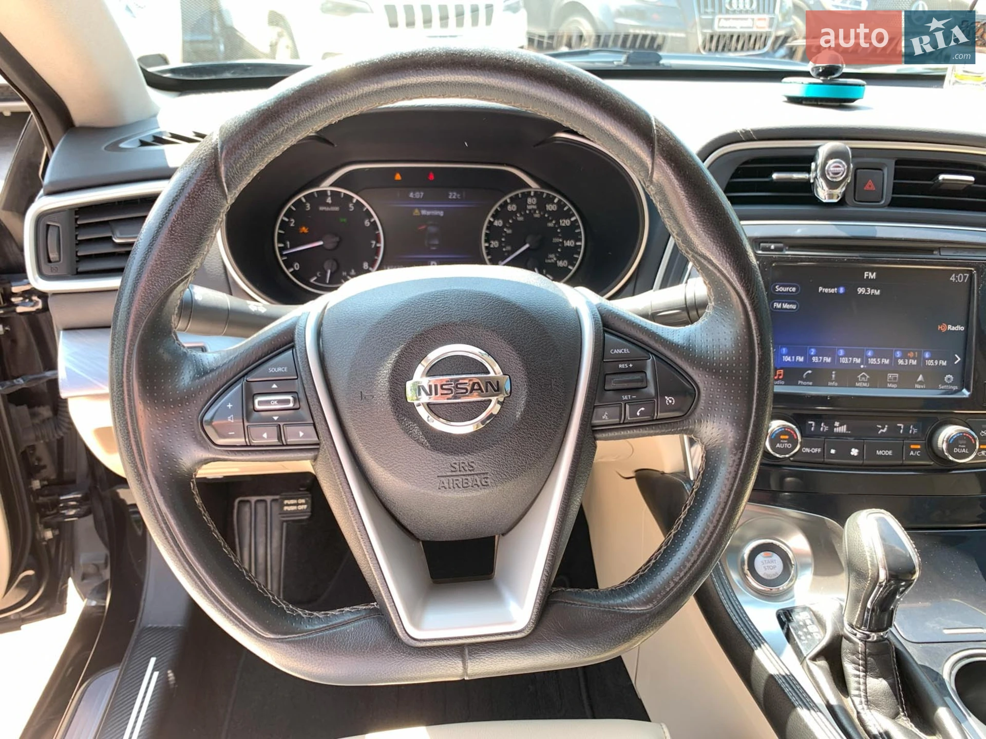 2017 Nissan Maxima - мініатюра 32