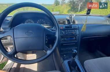 Седан Nissan Maxima 1995 в 