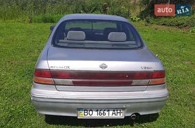 Седан Nissan Maxima 1995 в 