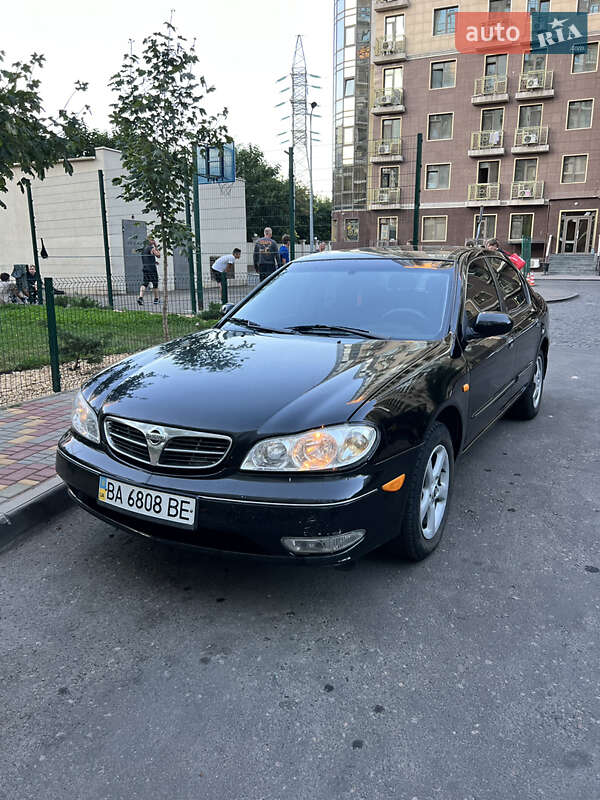 Седан Nissan Maxima 2003 в Умани