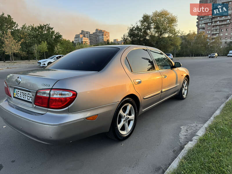 Седан Nissan Maxima 2002 в Днепре фото 2 Седан Nissan Maxima 2002 в Днепре