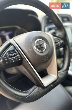 Седан Nissan Maxima 2017 в 