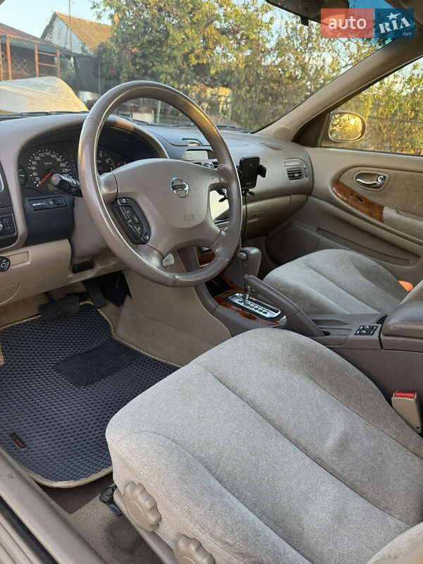 Седан Nissan Maxima 2005 в Одессе