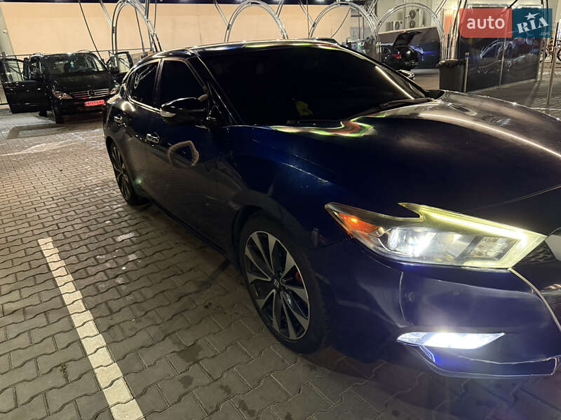 Седан Nissan Maxima 2015 в Одессе