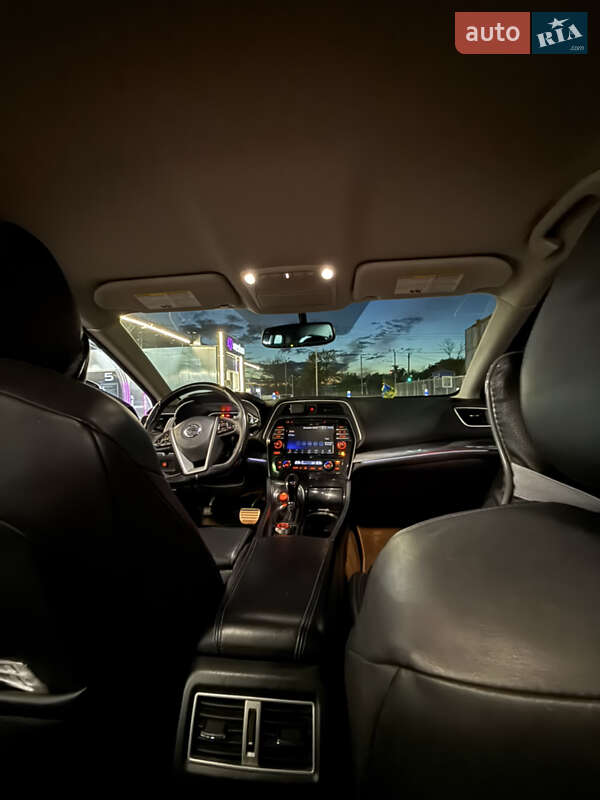 Седан Nissan Maxima 2015 в Одессе