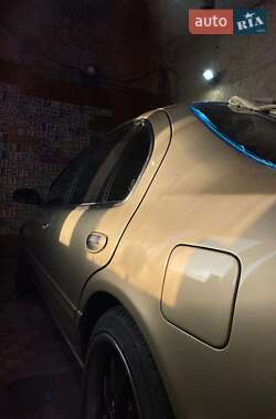 Седан Nissan Maxima 1997 в  фото 15 Седан Nissan Maxima 1997 в