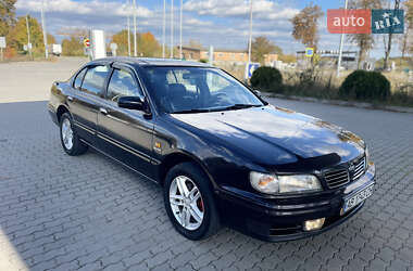 Седан Nissan Maxima 1997 в  фото 8 Седан Nissan Maxima 1997 в
