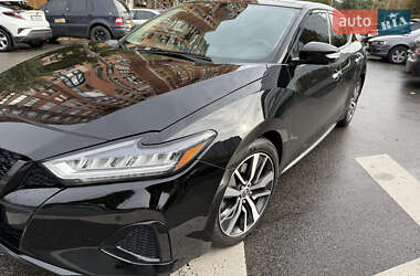 Седан Nissan Maxima 2019 в 
