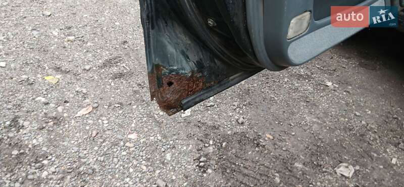 Седан Nissan Maxima 1995 в Кривом Роге фото 14 Седан Nissan Maxima 1995 в Кривом Роге