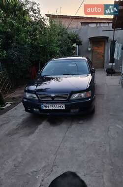 Седан Nissan Maxima 1995 в Одессе Седан Nissan Maxima 1995 в Одессе