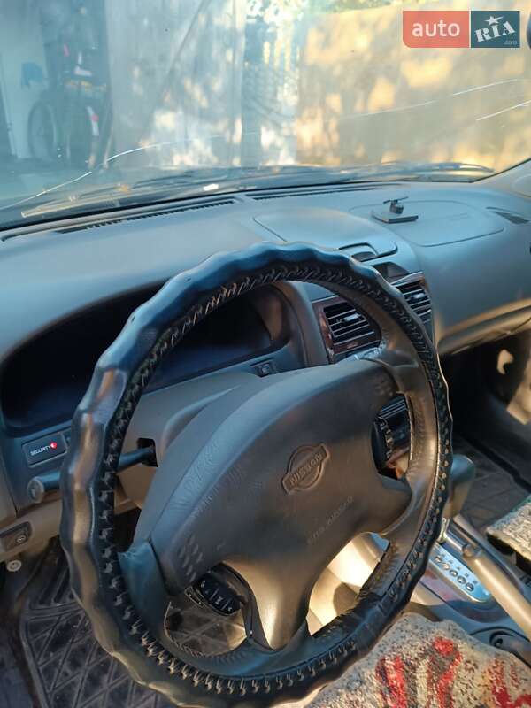 Седан Nissan Maxima 2001 в Кременчуге фото 4 Седан Nissan Maxima 2001 в Кременчуге