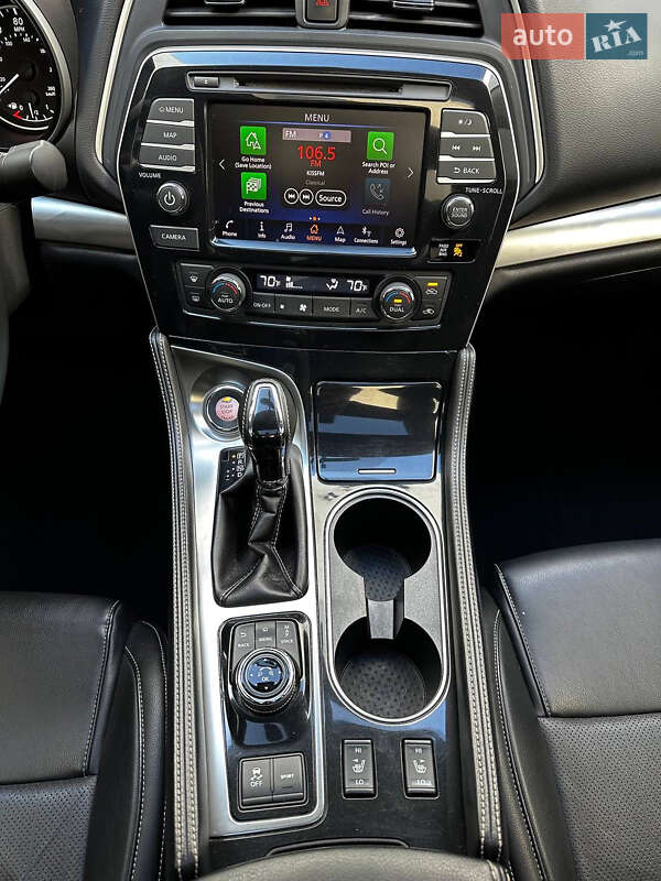 Седан Nissan Maxima 2019 в Киеве