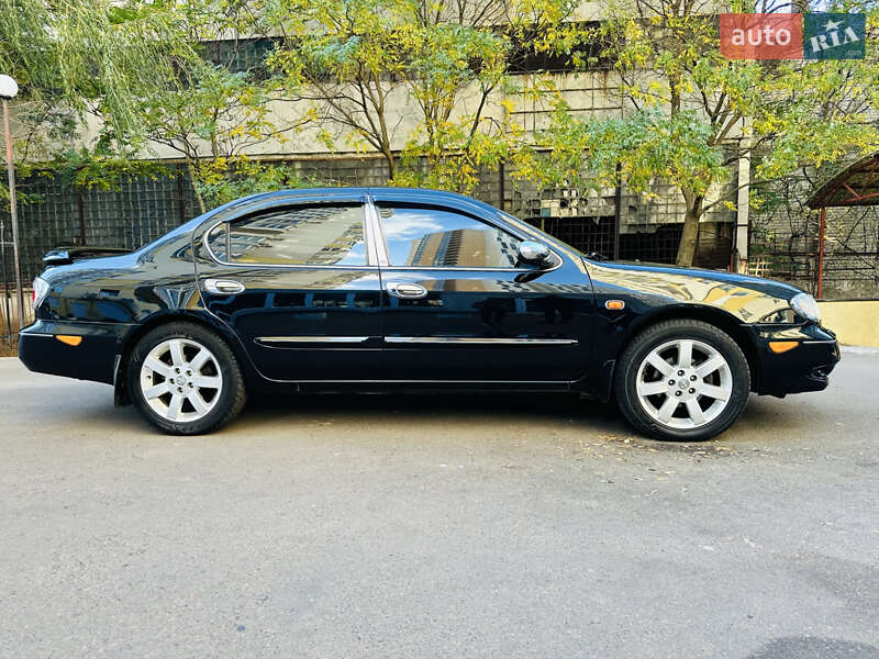 Седан Nissan Maxima 2003 в Одесі