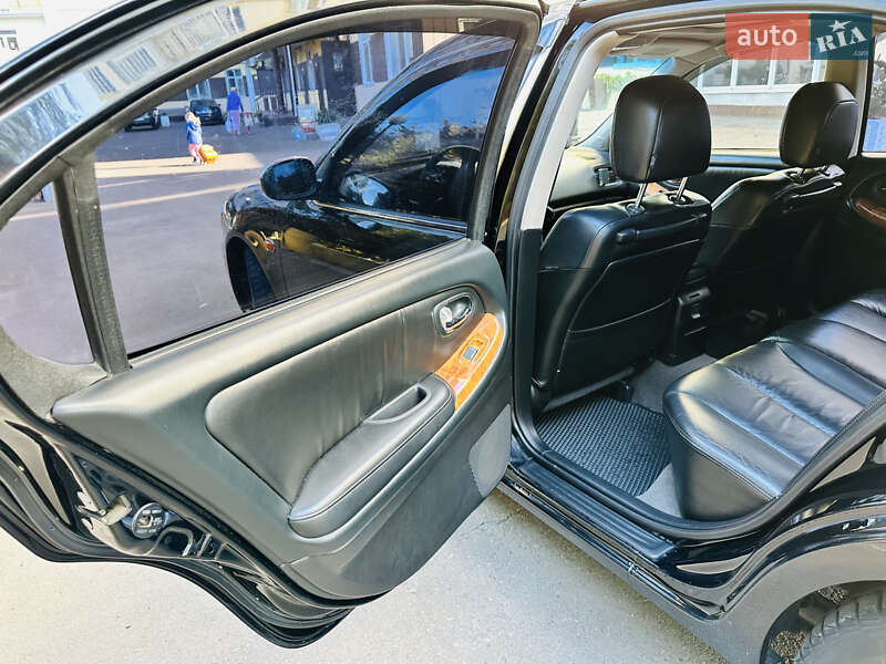 Седан Nissan Maxima 2003 в Одесі