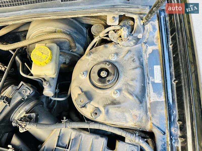 Седан Nissan Maxima 2003 в Одесі