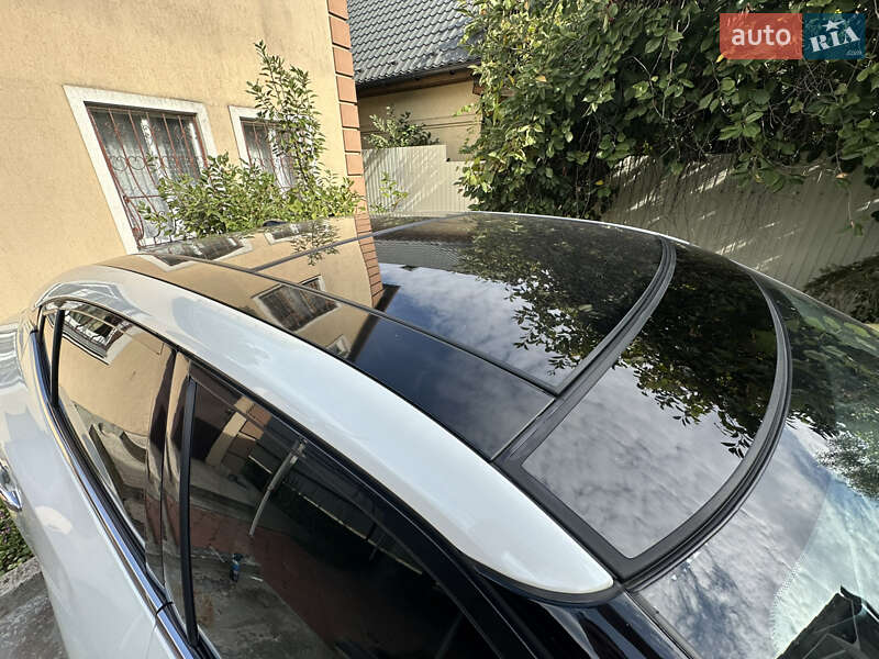 Седан Nissan Maxima 2017 в Киеве