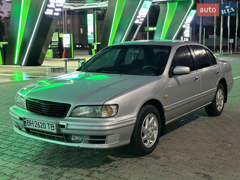 Седан Nissan Maxima 1998 в Одессе фото Седан Nissan Maxima 1998 в Одессе