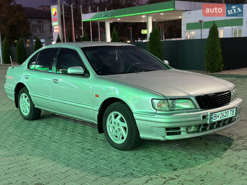 Седан Nissan Maxima 1998 в Одессе фото 3 Седан Nissan Maxima 1998 в Одессе