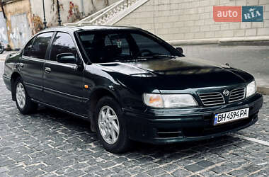 Седан Nissan Maxima 1998 в Одессе