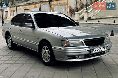 Седан Nissan Maxima 1998 в Одессе
