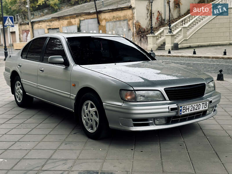 Nissan Maxima 1998