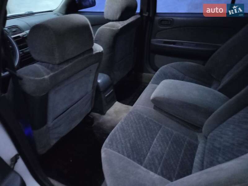 Седан Nissan Maxima 1999 в Николаеве фото 9 Седан Nissan Maxima 1999 в Николаеве