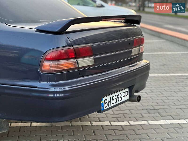 Седан Nissan Maxima 1998 в Одессе