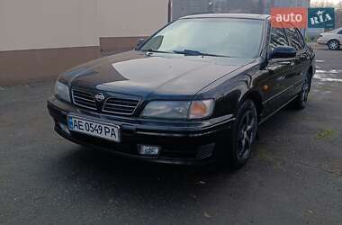 Седан Nissan Maxima 1999 в Запорожье