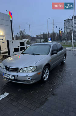 Седан Nissan Maxima 2002 в Киеве