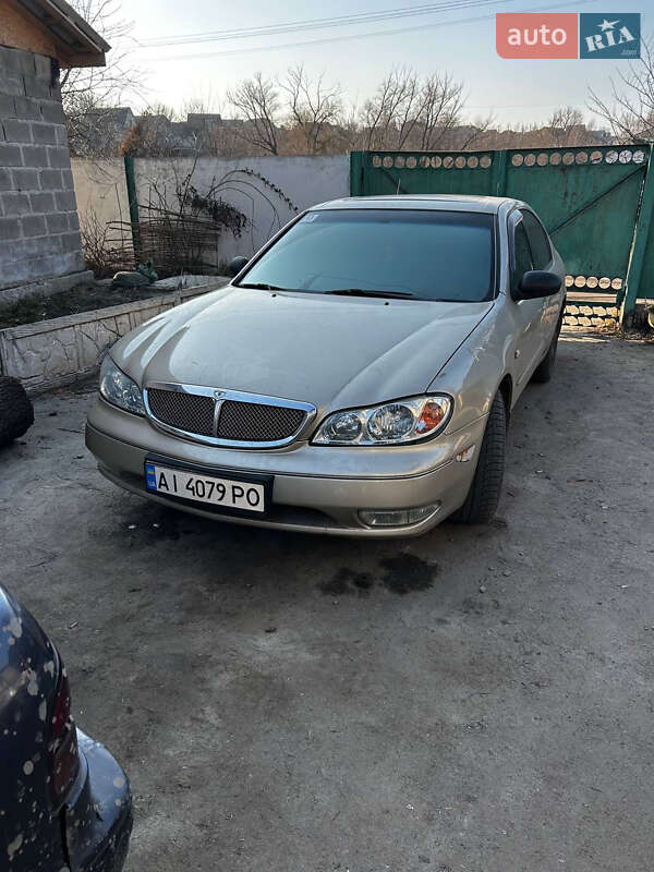Седан Nissan Maxima 2000 в Сквирі