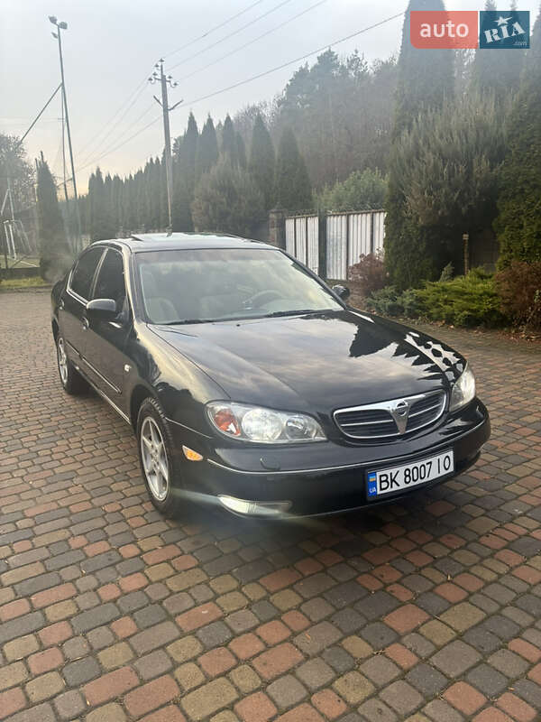 Седан Nissan Maxima 2003 в Рівному