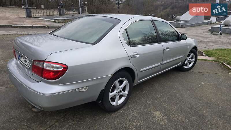 Седан Nissan Maxima 2002 в Житомире