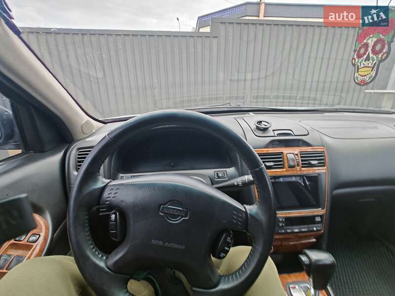 Седан Nissan Maxima 2003 в Одессе