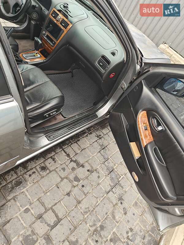 Седан Nissan Maxima 2003 в Одессе