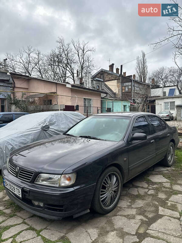 Nissan Maxima 1995