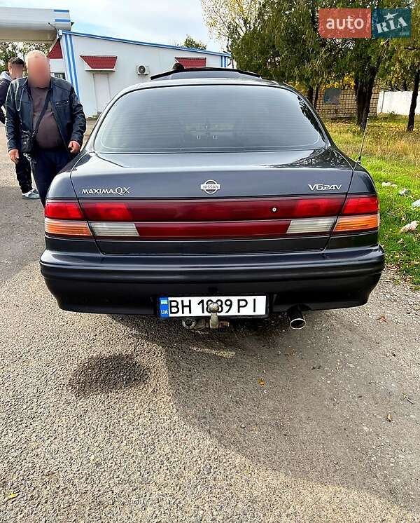 Седан Nissan Maxima 1995 в Сарате