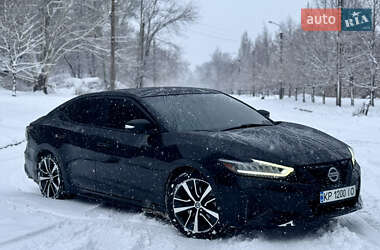 Седан Nissan Maxima 2019 в Запорожье