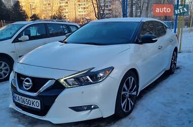 Седан Nissan Maxima 2016 в Киеве