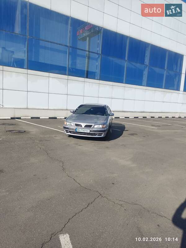 Седан Nissan Maxima 1997 в Білгороді-Дністровському