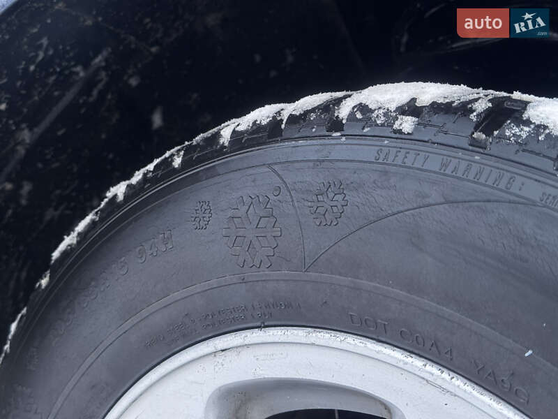 Седан Nissan Maxima 1999 в Луцьку