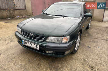 Седан Nissan Maxima 1998 в Одесі