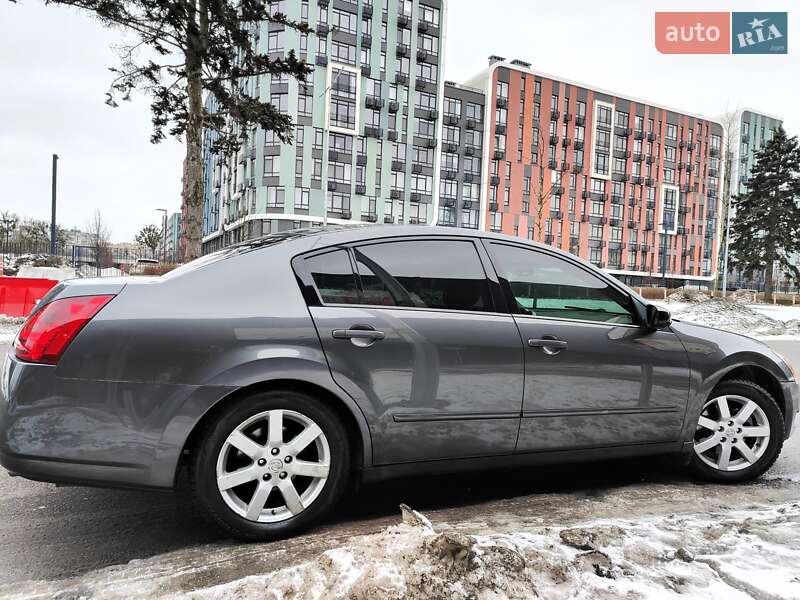 Седан Nissan Maxima 2005 в Киеве