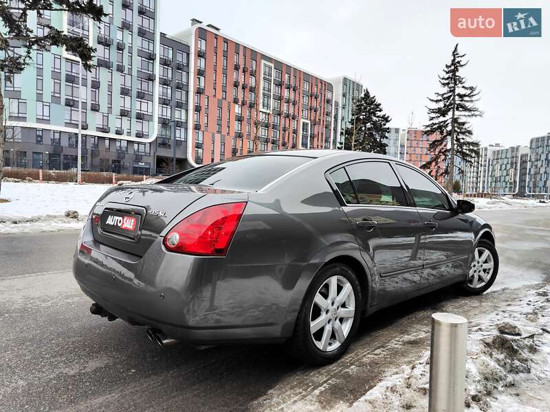 Седан Nissan Maxima 2005 в Киеве