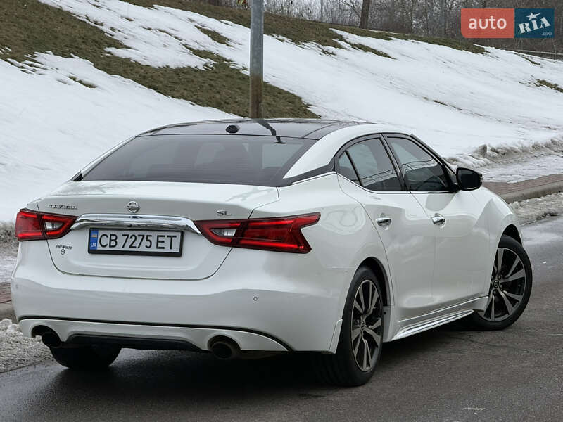 Седан Nissan Maxima 2017 в Киеве