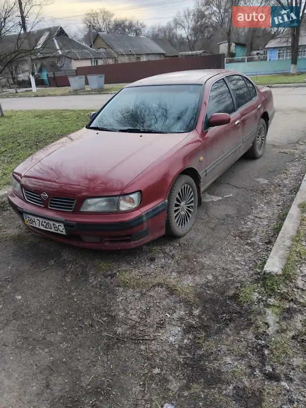 Nissan Maxima 1995