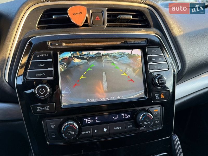 Седан Nissan Maxima 2016 в Киеве